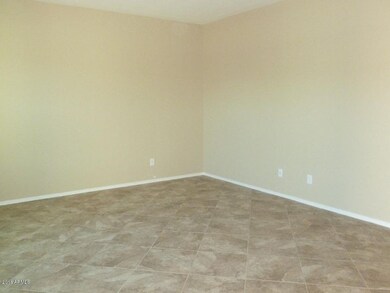 Sebring10904+living+room