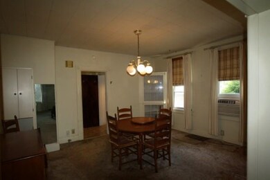 2004 Dixwell St, Davenport, IA 52802 - photo 3