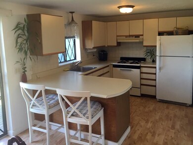 10 Vanden Rd, Merrimack, NH 03054 - photo 4