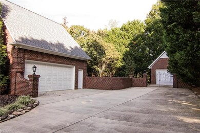 1066 Anns Ct, Asheboro, NC 27205 - photo 3