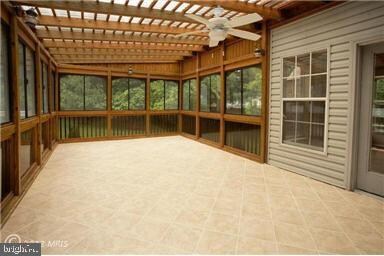 5 Seurat Ct, North Potomac, MD 20878 - photo 6