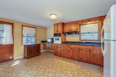 17 Tufts Dr, Nashua, NH 03064 - photo 6