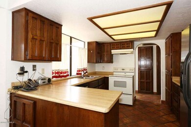 Kitchen2