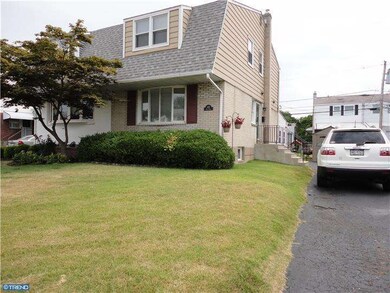 830 Hood Rd, Swarthmore, PA 19081 - photo 2