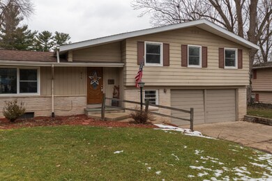 819 Thomas Street-3