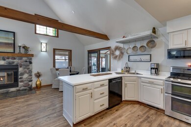 400 Oak St, Argyle, WI 53504 - photo 7