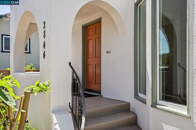 2844 Stanton St, Berkeley, CA 94702 - photo 6