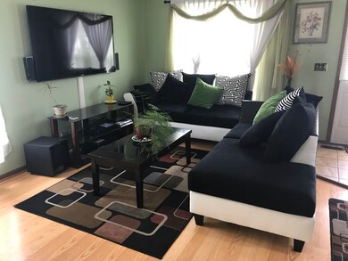 1838 Cambridge Dr, Carpentersville, IL 60110 - photo 7