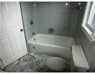 67 Munroe St, Roxbury, MA 02119 - photo 3