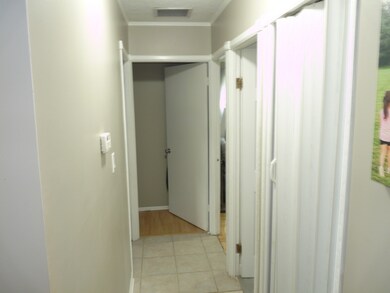 9920 Devonshire St, Westchester, IL 60154 - photo 4