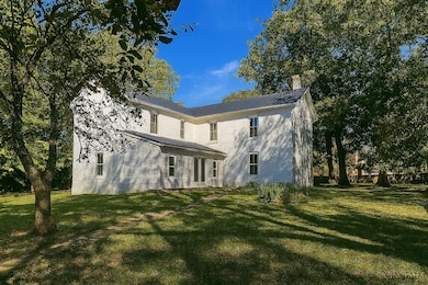 235 E Walnut St, Hillsboro, OH 45133 - photo 2