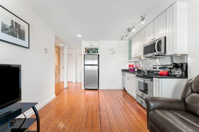 1914 Washington St unit 4, Roxbury, MA 02118 - photo 4