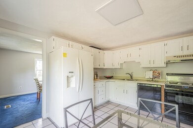 11 S Rindge Ave, Lexington, MA 02420 - photo 3