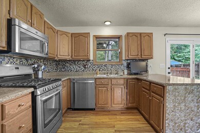 1043 California Ave, Collinsville, IL 62234 - photo 3