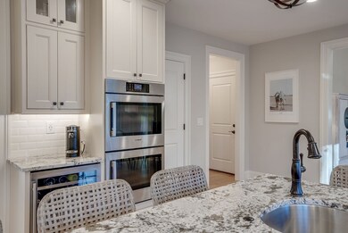 8 Hosmer Way, Bedford, MA 01730 - photo 6