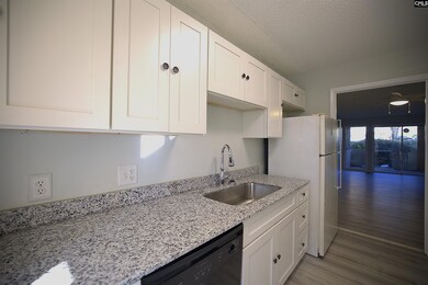 1208 Bush River Rd unit C3, Columbia, SC 29210 - photo 5