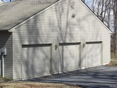 5695 German Rd, Emmaus, PA 18049 - photo 3