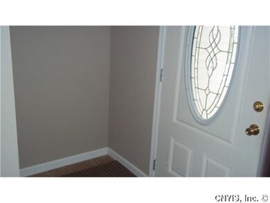 Foyer *FOYER**TWO BDRMS FT OF HOUSE MASTER TO BACK