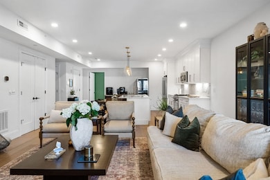 258-260 W 3rd St unit 1, Boston, MA 02127 - photo 5