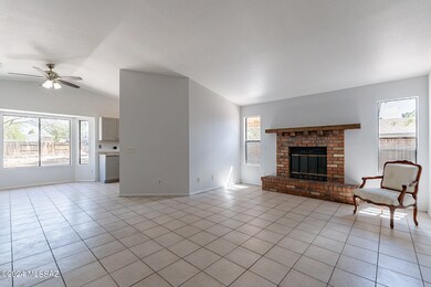 2651 W Bensbrook Place, Tucson, AZ 85741 - photo 3
