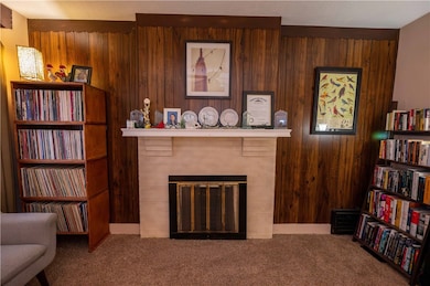 827 1/2 Frank St, Mc Kees Rocks, PA 15136 - photo 2