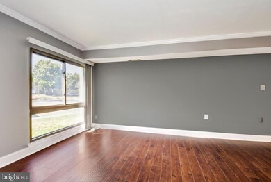 8611 Sacramento Dr unit B, Alexandria, VA 22309 - photo 3