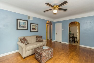 649 29th St SE, Cedar Rapids, IA 52403 - photo 3