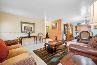 2320 Largo Dr, Miramar, FL 33023 - photo 5