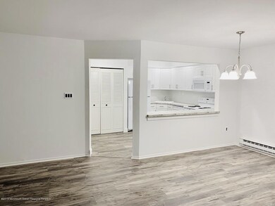 31 Lexington Ct, Red Bank, NJ 07701 - photo 4