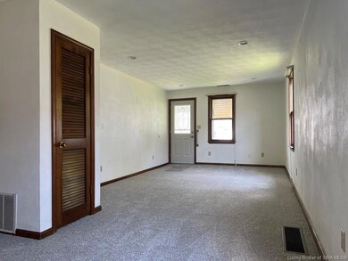 2039 McDonald Ave, New Albany, IN 47150 - photo 3