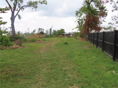 1617 W Poplar St, Rogers, AR 72758 - photo 3