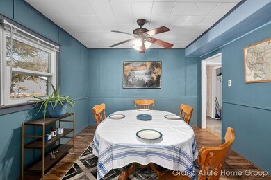 637 W Superior St, Wayland, MI 49348 - photo 7