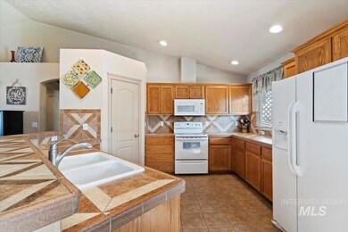 723 W Mariah Ave, Nampa, ID 83686 - photo 5