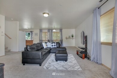 1226 Hudson St, Dupont, WA 98327 - photo 4