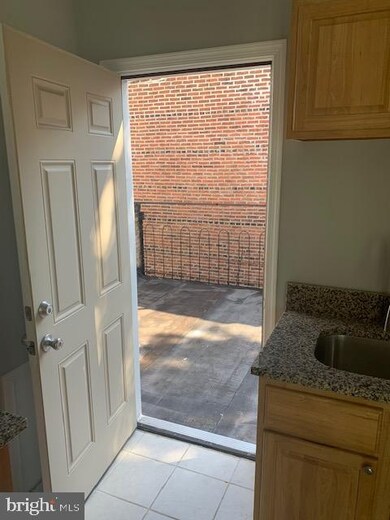 1413 S 23rd St unit 2, Philadelphia, PA 19146 - photo 7