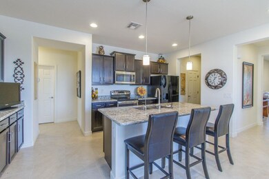 4) KITCHEN