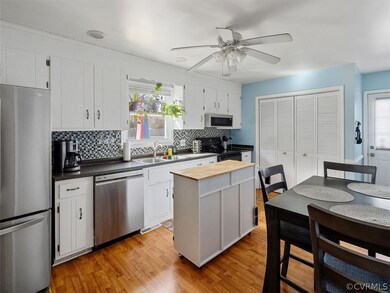 Kitchen freshly Painted!!