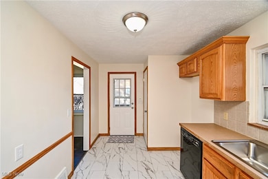 1226 Poplar Ave SW, Canton, OH 44710 - photo 5