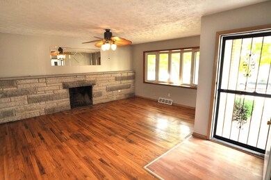 168 Postle Blvd, Columbus, OH 43228 - photo 3