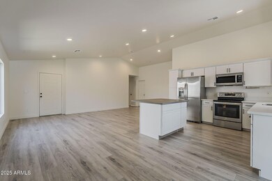 10-web-or-mls-Citrus Way-10