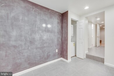 1446 Parkwood Place NW unit LOWER LEVEL, Washington, DC 20010 - photo 3