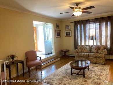 135 Camden Ave, Staten Island, NY 10309 - photo 4