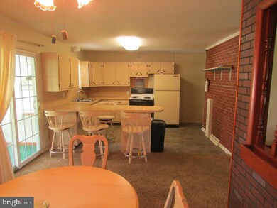 87 Twin Hill Dr, Waynesboro, PA 17268 - photo 4