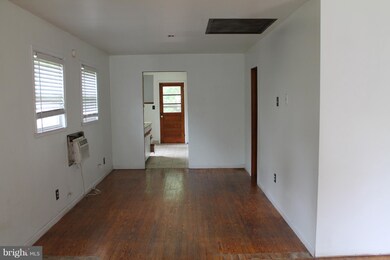 1179 Holly Vista Dr, Colonial Beach, VA 22443 - photo 4