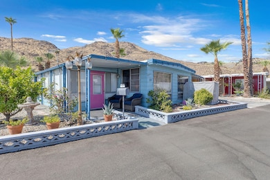 137 Camarillo St, Palm Springs, CA 92264 - photo 2