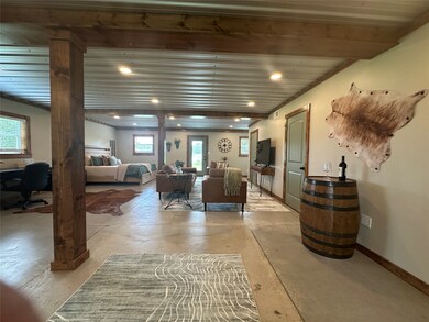 1006 Fm 517 Rd unit H, Alvin, TX 77511 - photo 7