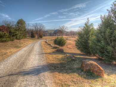 11235 S 49th West Ave, Sapulpa, OK 74066 - photo 2