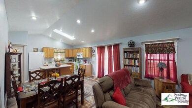 2843 Glacier Ave, Cody, WY 82414 - photo 3