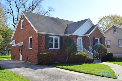 705 Cherry St, Findlay, OH 45840 - photo 2