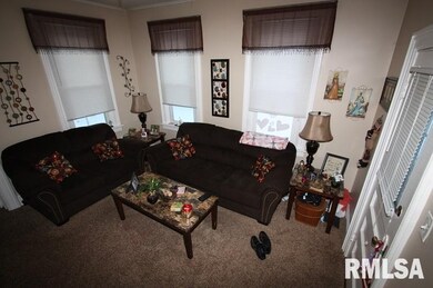 1617 E High St, Davenport, IA 52803 - photo 3